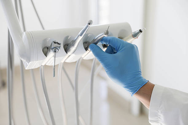 Professional Emergency Dentist technician working in Auburn Lake Trails, CA